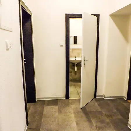 Cute Room Near The Centre Of Prague D2 *