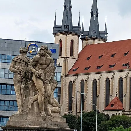 Cute D2 7 Homestay Prague