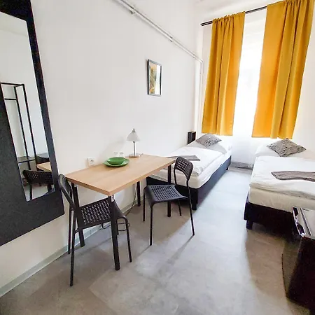 Cute Room Near The Centre Of Prague D2